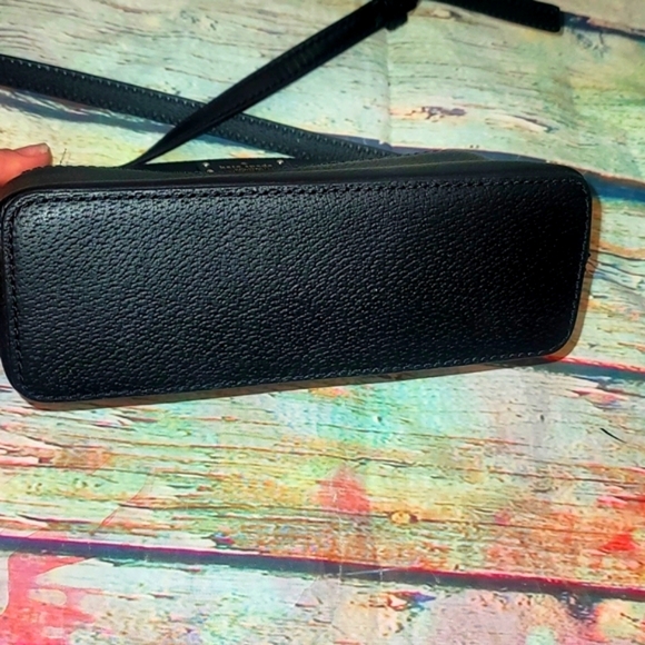 Kate spade ♠️  black pebble crossbody used once #lt - Picture 4 of 8